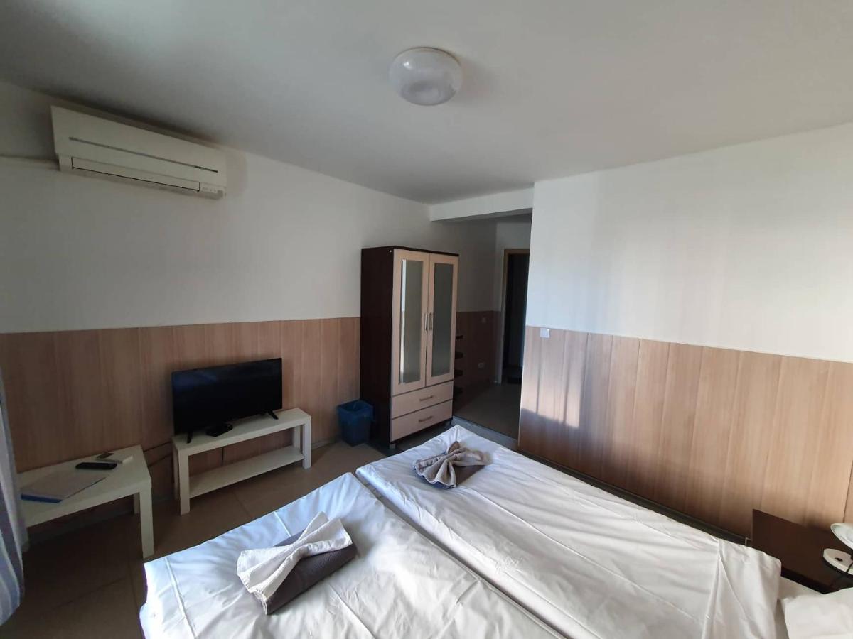 Stay Nexus Galaxy Center Sofia Bagian luar foto