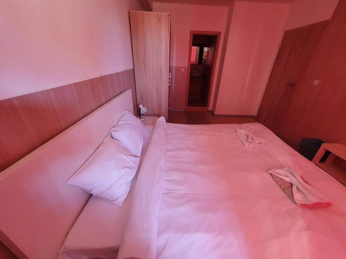 Stay Nexus Galaxy Center Sofia Bagian luar foto