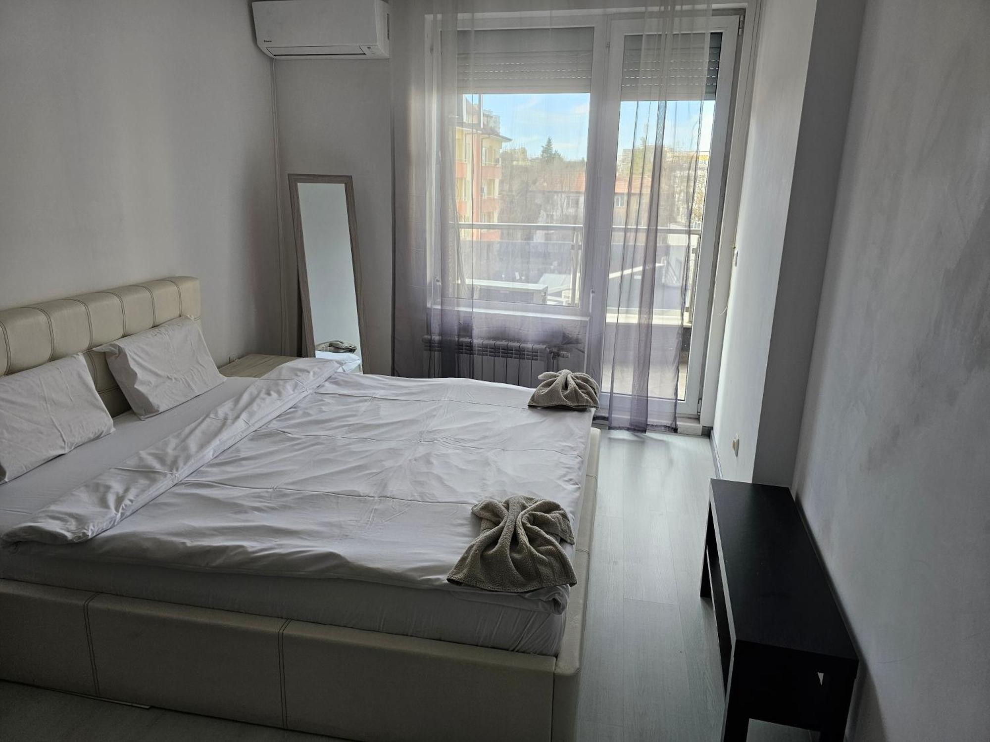 Stay Nexus Galaxy Center Sofia Bagian luar foto