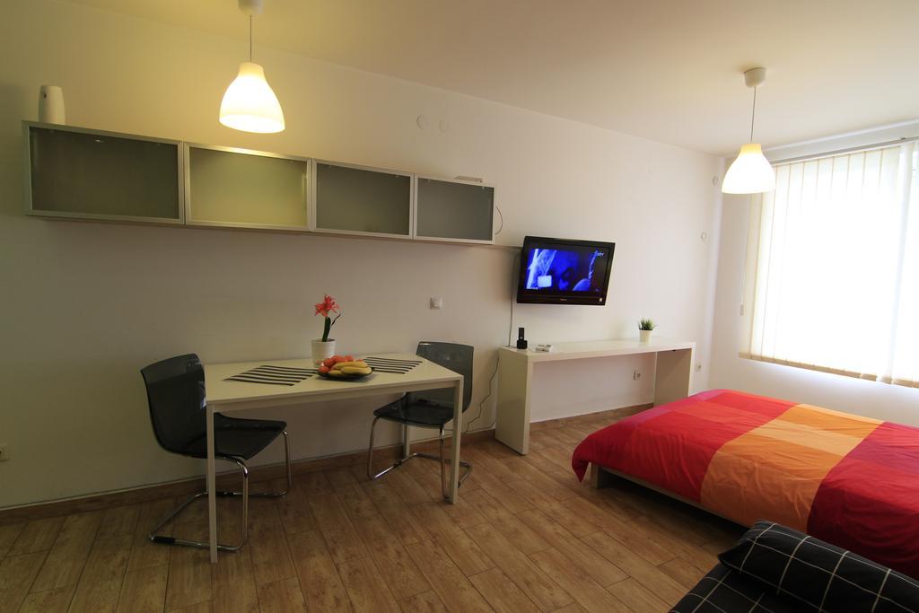 Stay Nexus Galaxy Center Sofia Ruang foto