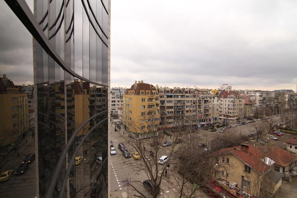 Stay Nexus Galaxy Center Sofia Ruang foto